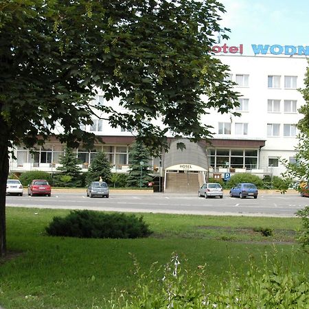 Hotel Wodnik Gizycko Exterior photo