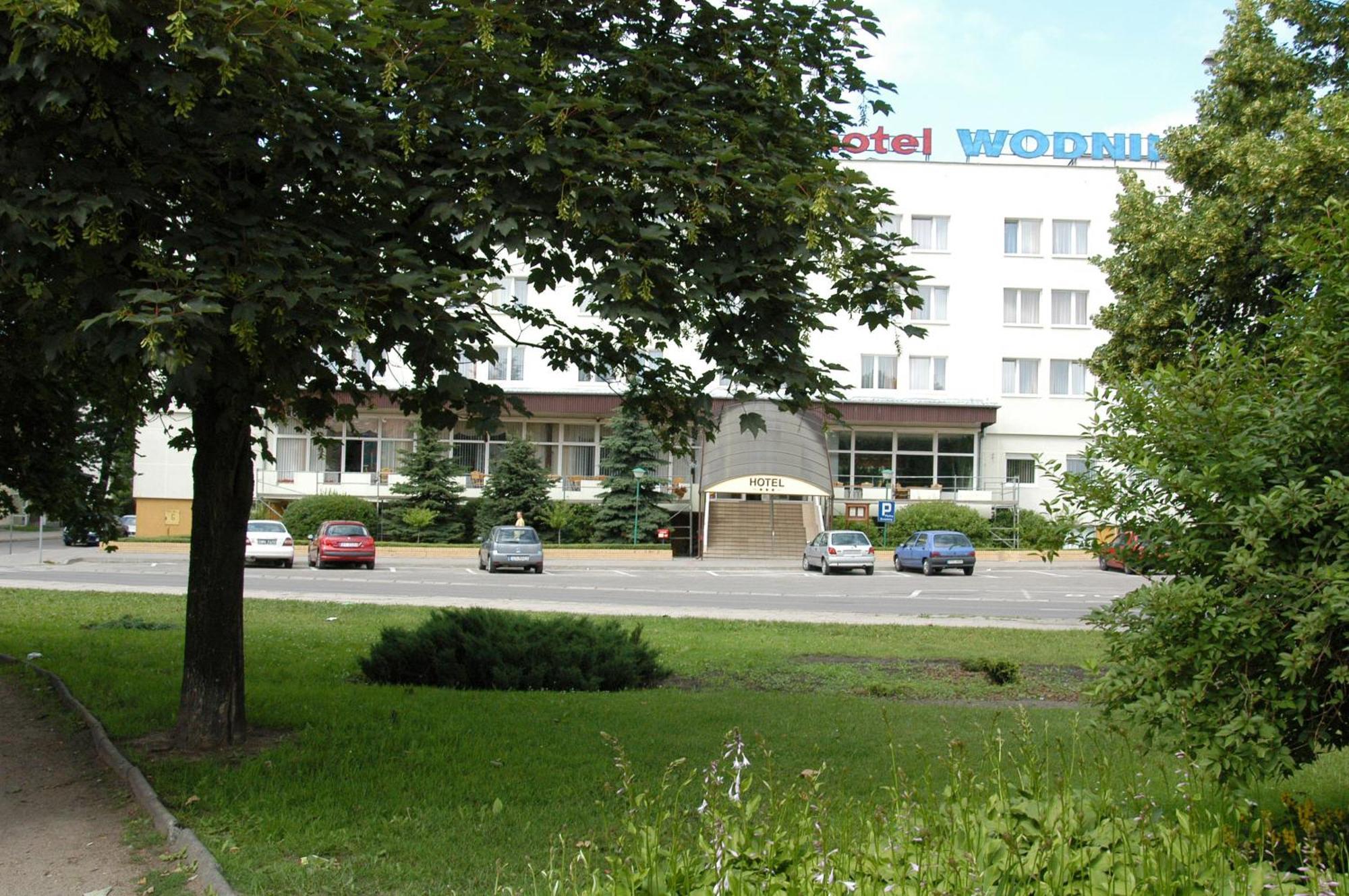 Hotel Wodnik Gizycko Exterior photo